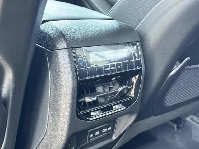 2026 Jeep Grand Cherokee L Altitude 4x2
