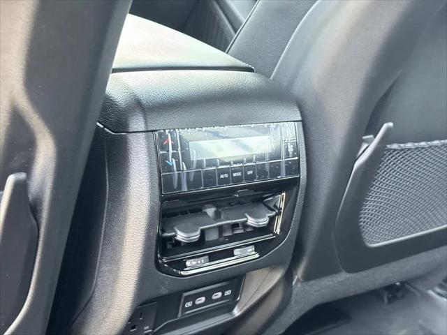 2026 Jeep Grand Cherokee L Altitude 4x2