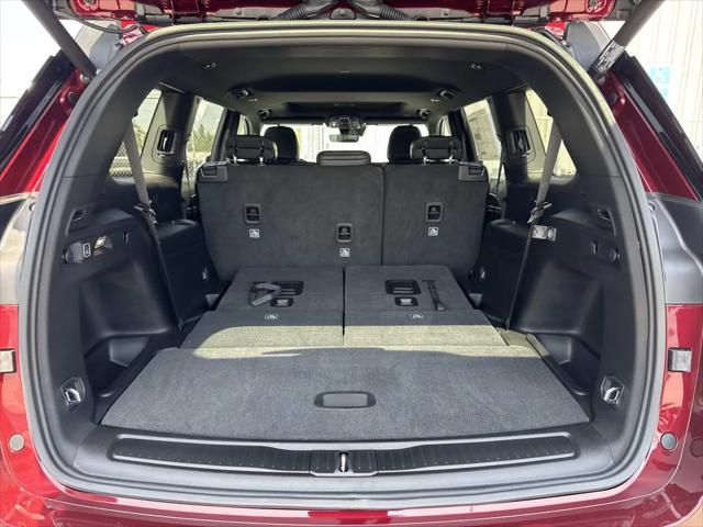 2026 Jeep Grand Cherokee L Altitude 4x2