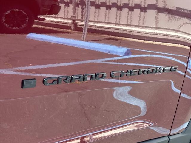2026 Jeep Grand Cherokee L Altitude 4x2