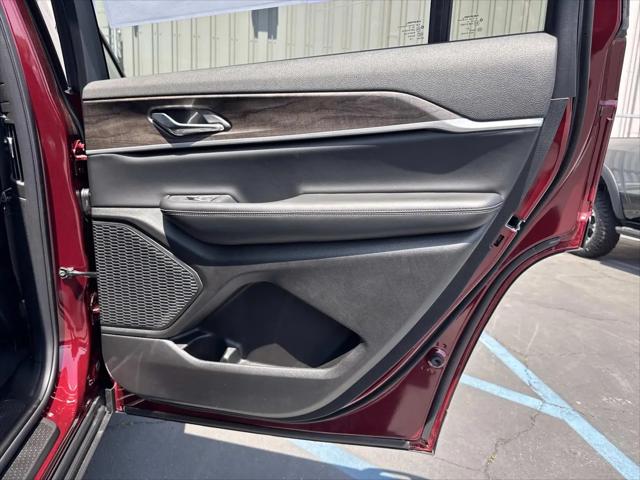 2026 Jeep Grand Cherokee L Altitude 4x2