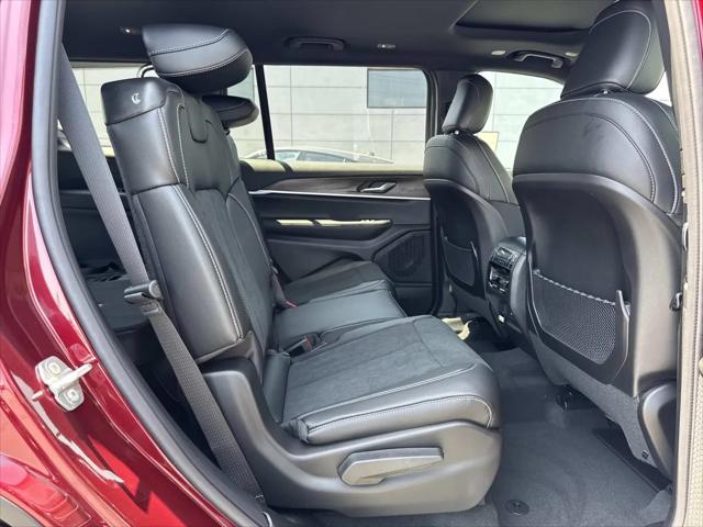 2026 Jeep Grand Cherokee L Altitude 4x2