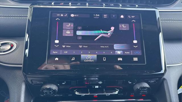 2026 Jeep Grand Cherokee Altitude 4x2