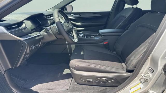 2026 Jeep Grand Cherokee Altitude 4x2