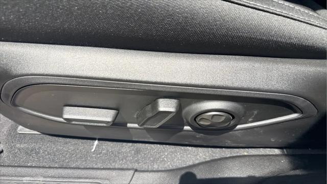 2026 Jeep Grand Cherokee Altitude 4x2