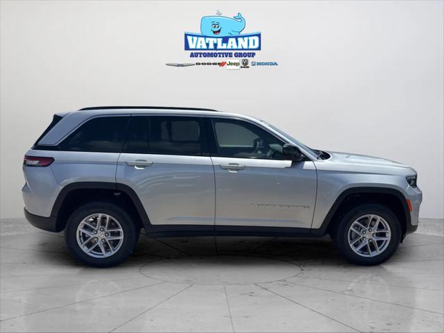 2026 Jeep Grand Cherokee Altitude 4x2