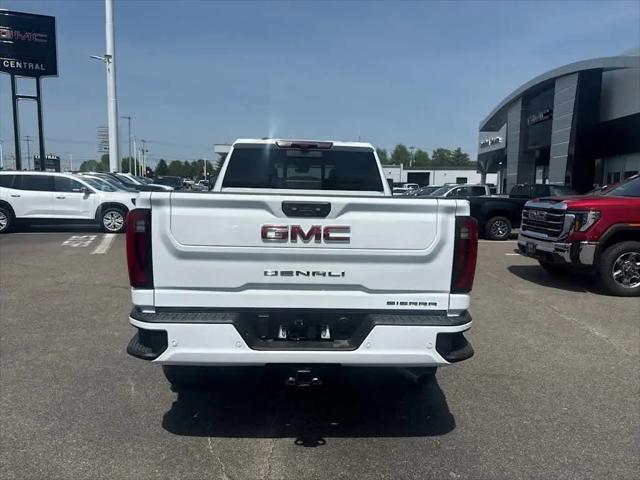2026 GMC Sierra 2500HD Crew Cab, Standard Bed, Denali, 4WD