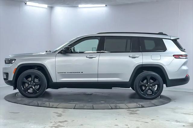 2023 Jeep Grand Cherokee L Altitude 4x4
