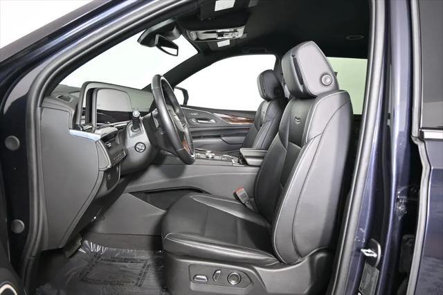 2024 Cadillac Escalade ESV Luxury