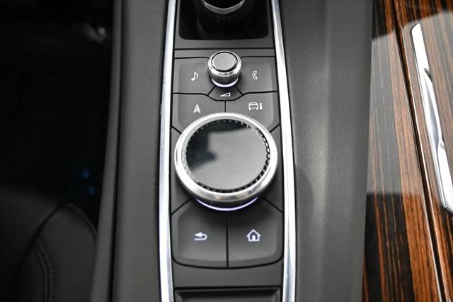 2024 Cadillac Escalade ESV Luxury