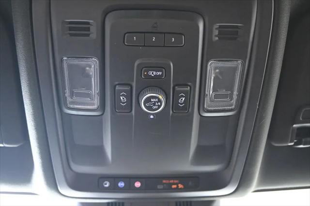 2024 Cadillac Escalade ESV Luxury