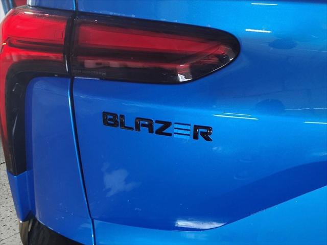 2025 Chevrolet V Blazer RS AWD