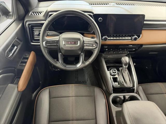 2024 GMC Canyon 4WD AT4
