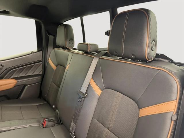 2024 GMC Canyon 4WD AT4