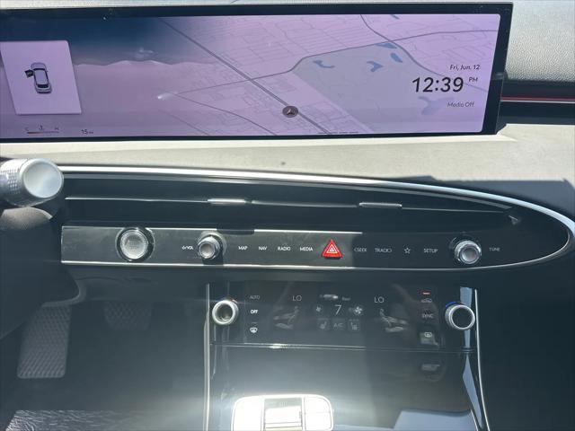 2026 Genesis GV70 2.5T