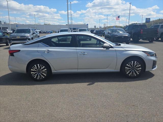 Used 2024 Nissan Altima SV Intelligent AWD For Sale in Jackson, MI