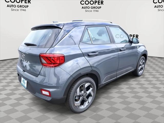 2026 Hyundai Venue SEL w/Two-Tone Roof