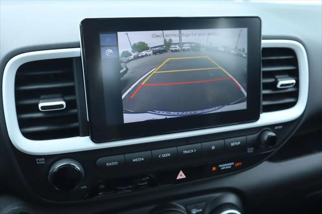 2026 Hyundai Venue SEL w/Two-Tone Roof