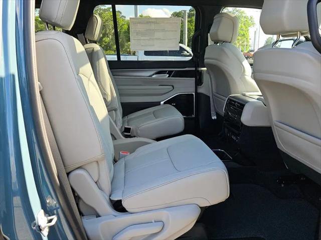 2026 Jeep Grand Wagoneer Limited Altitude 4x4