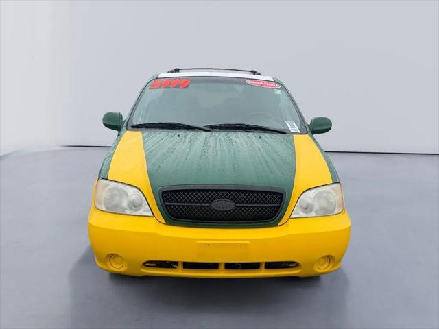 2005 Kia Sedona LX