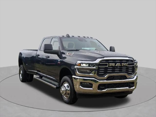 2026 Ram 3500 Tradesman Crew Cab 4x4 8 Box