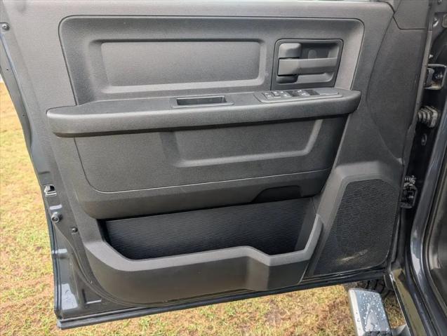 2026 Ram 3500 Tradesman Crew Cab 4x4 8 Box