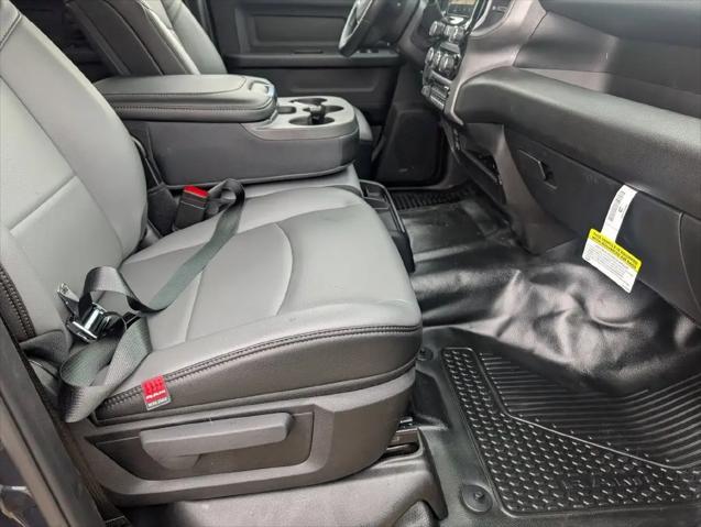 2026 Ram 3500 Tradesman Crew Cab 4x4 8 Box