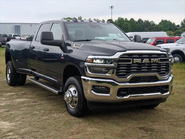 2026 Ram 3500 Tradesman Crew Cab 4x4 8 Box