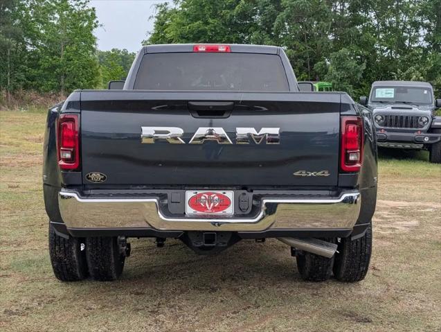 2026 Ram 3500 Tradesman Crew Cab 4x4 8 Box