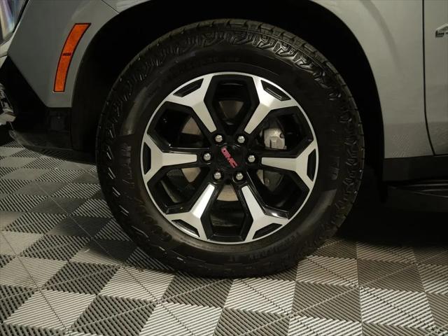 2025 GMC Yukon 4WD AT4