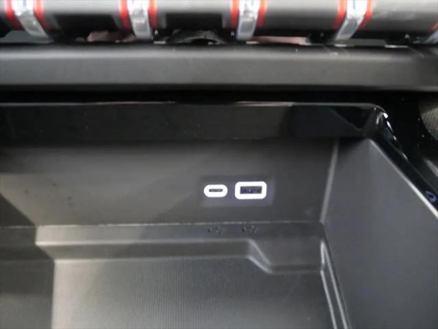 2025 GMC Yukon 4WD AT4