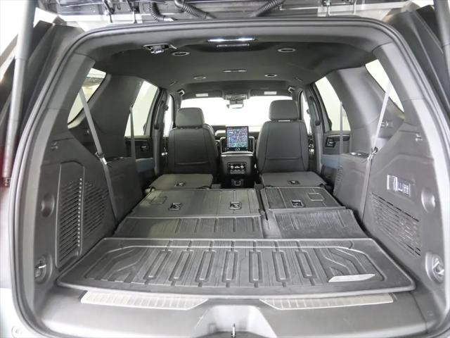2025 GMC Yukon 4WD AT4