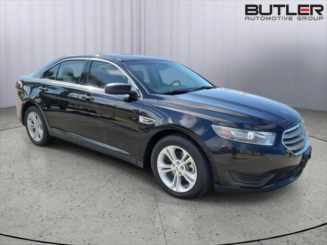 2017 Ford Taurus SE