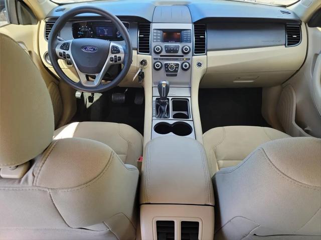 2017 Ford Taurus SE