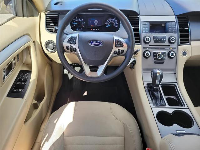 2017 Ford Taurus SE