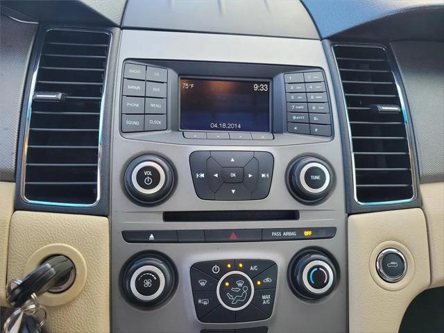 2017 Ford Taurus SE