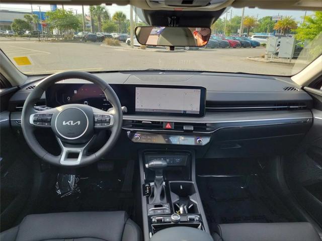 2025 Kia K5 EX