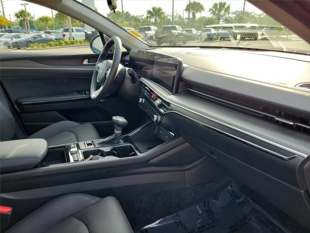 2025 Kia K5 EX