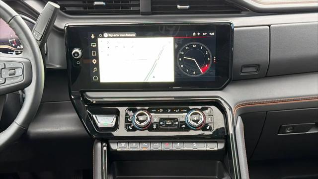 2025 GMC Sierra 2500HD Crew Cab, Standard Bed, AT4, 4WD