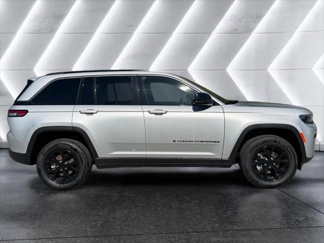 2026 Jeep Grand Cherokee Altitude 4x4