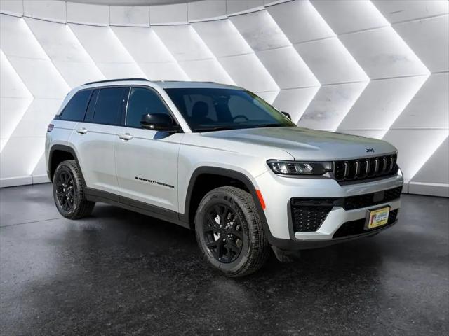 2026 Jeep Grand Cherokee Altitude 4x4