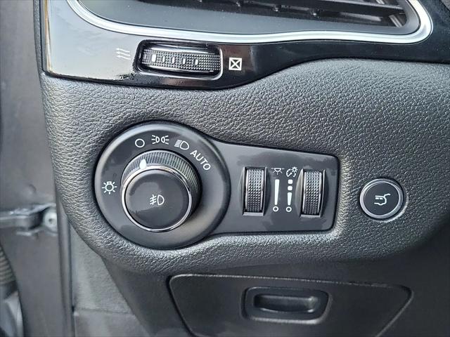 2023 Jeep Cherokee Altitude Lux 4x4