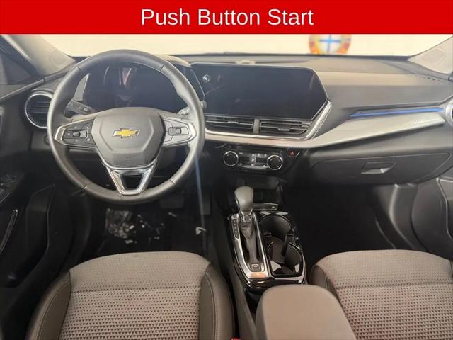 2025 Chevrolet Trax FWD LT
