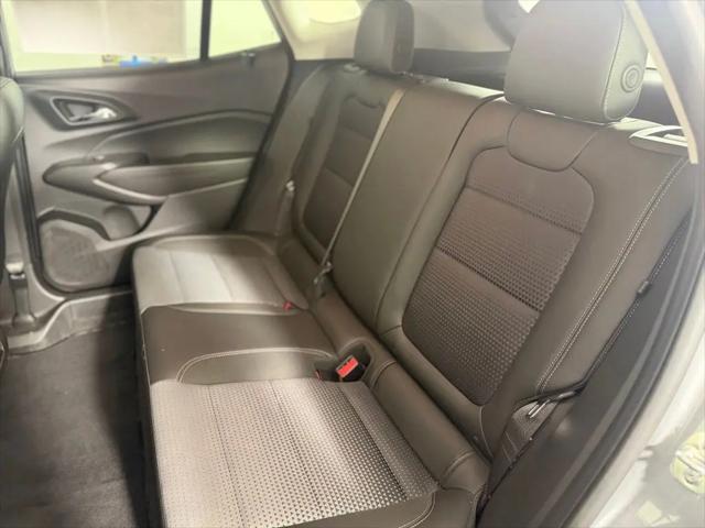 2025 Chevrolet Trax FWD LT
