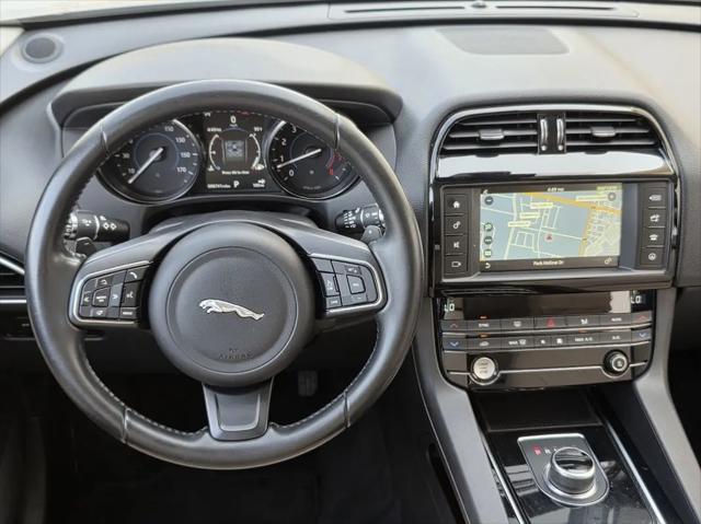 2018 Jaguar F-PACE 30t Premium