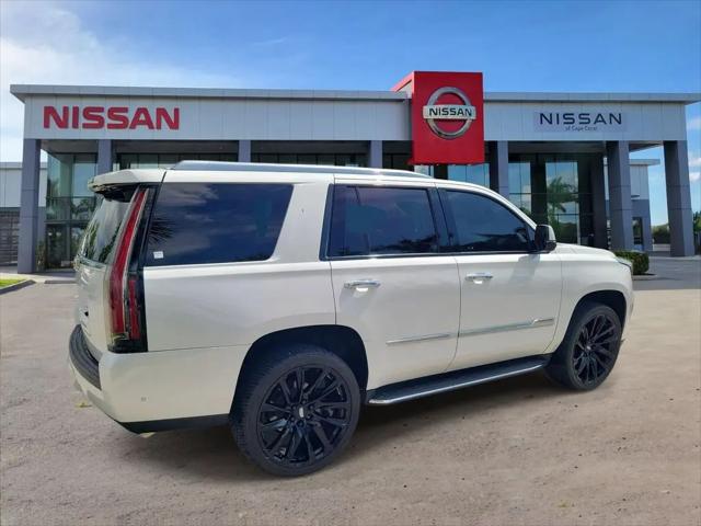 2020 Cadillac Escalade 2WD Luxury