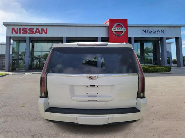 2020 Cadillac Escalade 2WD Luxury