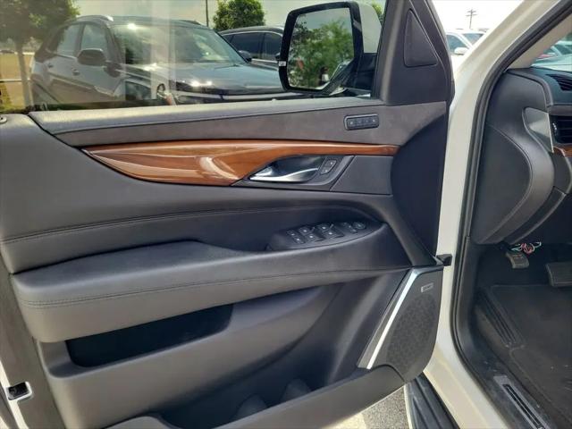 2020 Cadillac Escalade 2WD Luxury