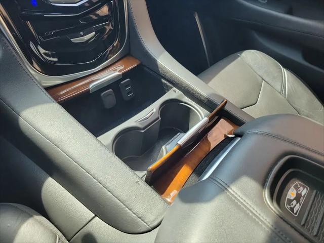 2020 Cadillac Escalade 2WD Luxury