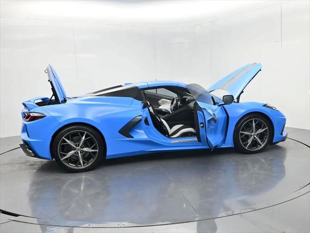 2020 Chevrolet Corvette Stingray RWD Convertible 2LT